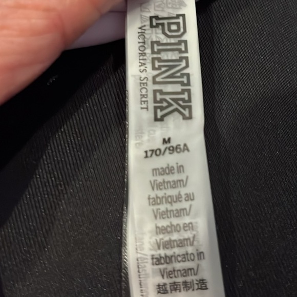 🔥NWOT!! Pink Victoria Secret One Piece Cutout Bathing Suit. Size:M Color:Lilac - Picture 8 of 10